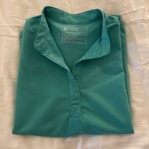 Figs Surgical Green Rafaela Oversized Scrub Top - XS